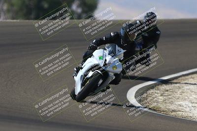 media/Sep-21-2025-TrackDaz (Sun) [[277c75b276]]/C Group/1240pm (Turn 2)/
